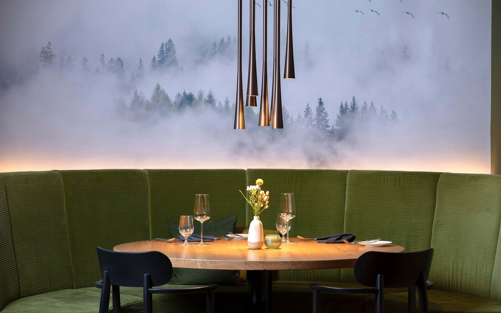 zieflekoch Hotels Sitzgruppe Restaurant Samt