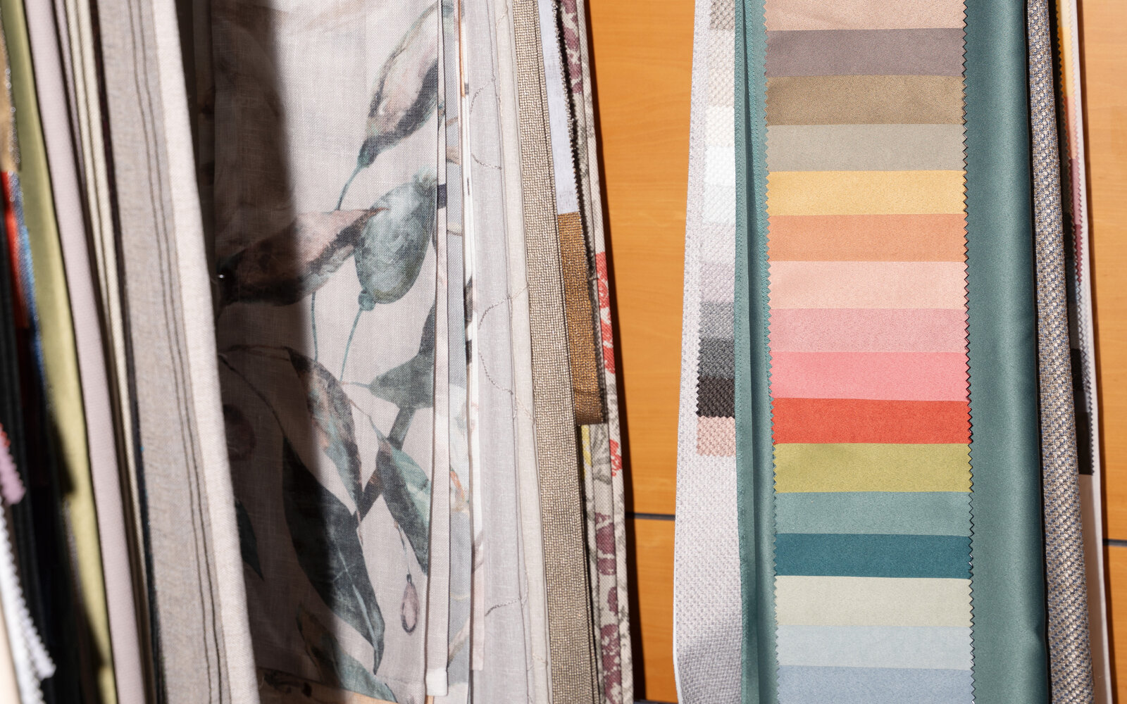 zieflekoch Showroom Stoffe Stoffmuster Muster