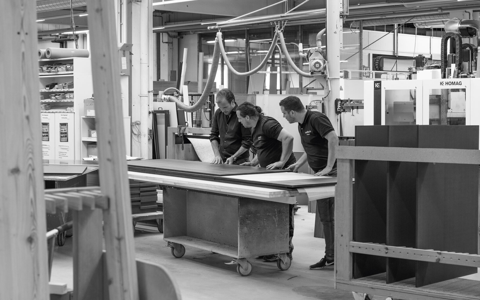 zieflekoch Schreiner Schreinerei Holz Maschinen Werkstatt Besprechung Planung