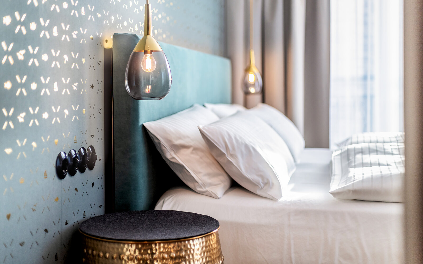 I LOVE SYLT Hotel Terminus Detailansicht Zimmer mit Bett