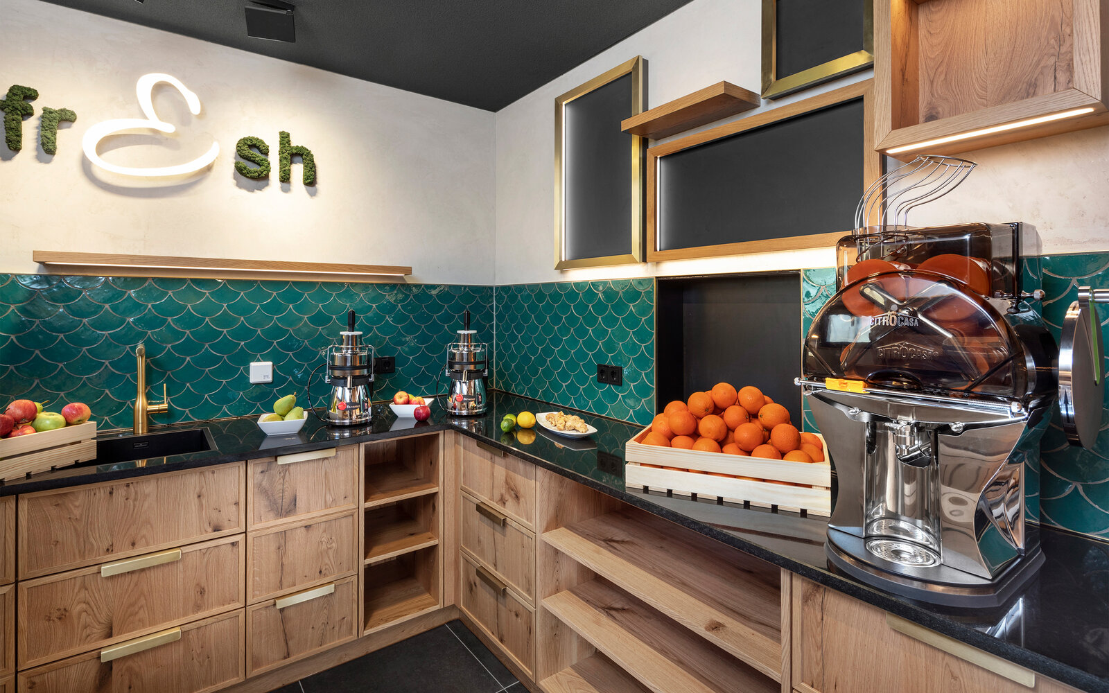 zieflekoch Engel Obertal Buffet Frühstücksbuffet Restaurant Fresh Saft Entsafter Holz