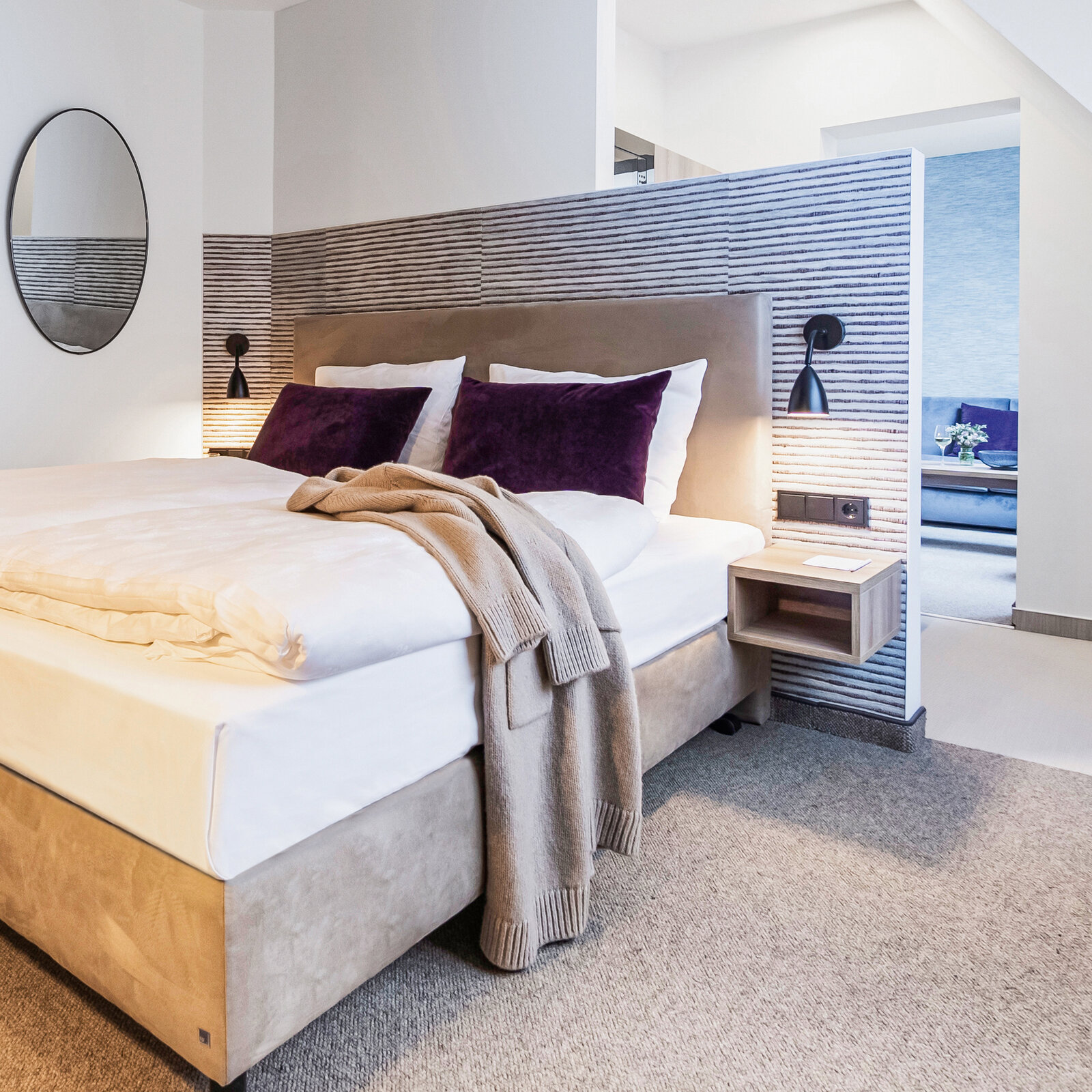 zieflekoch maakt Zimmer Bett Schlafzimmer Spiegel