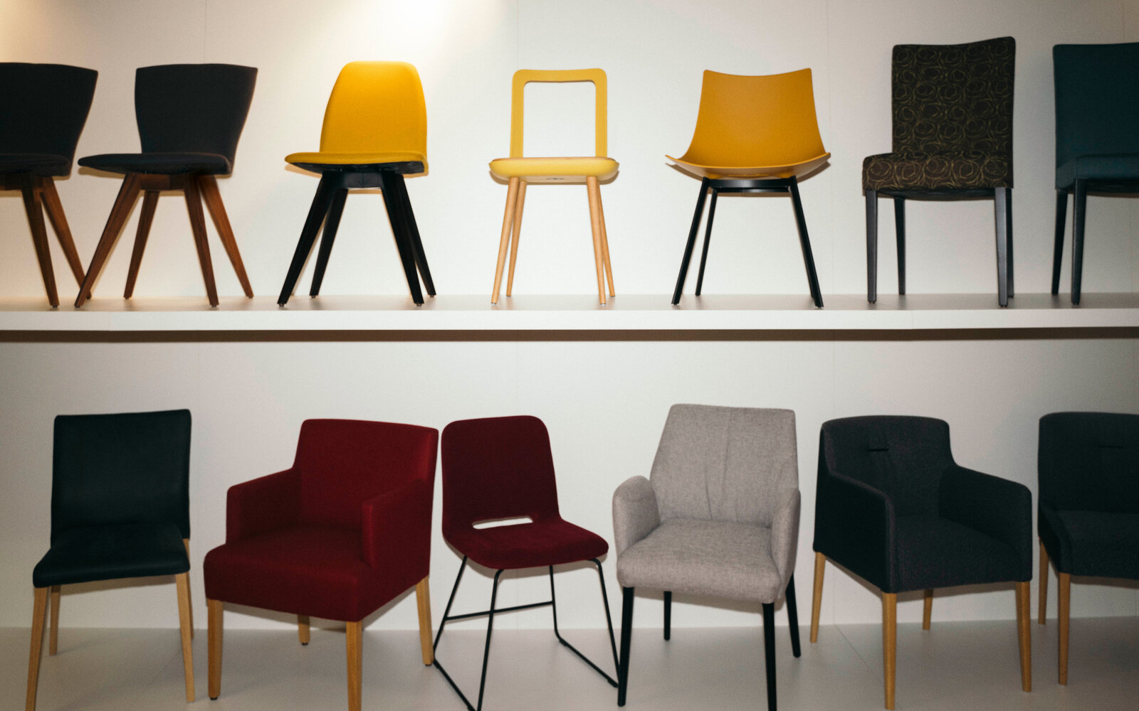 zieflekoch Showroom Stühle Sessel Muster Produkte
