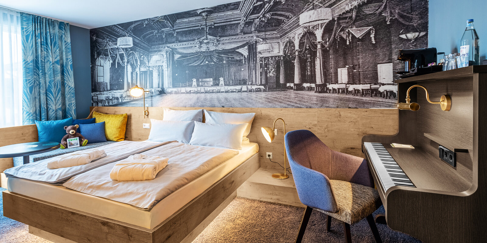 zieflekoch mighty Twice Schreibtisch Klavier Bett Schlafzimmer Zimmer Holzbett Nachttisch