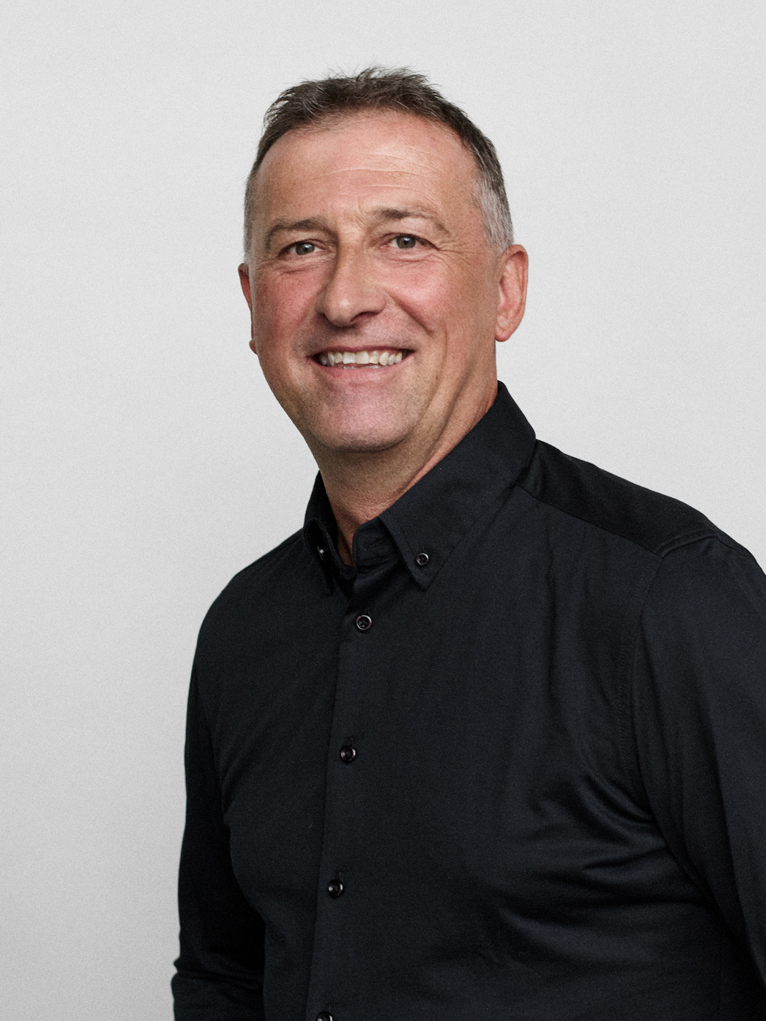 Jörg Singer, Vertrieb