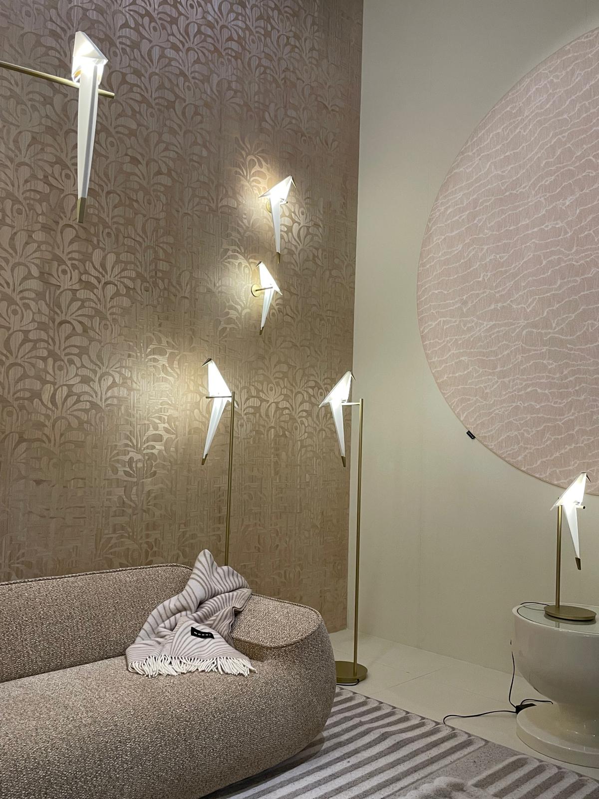 beige Raumgestaltung mit origamivogellampen beige Raumgestaltung mit origamivogellampen